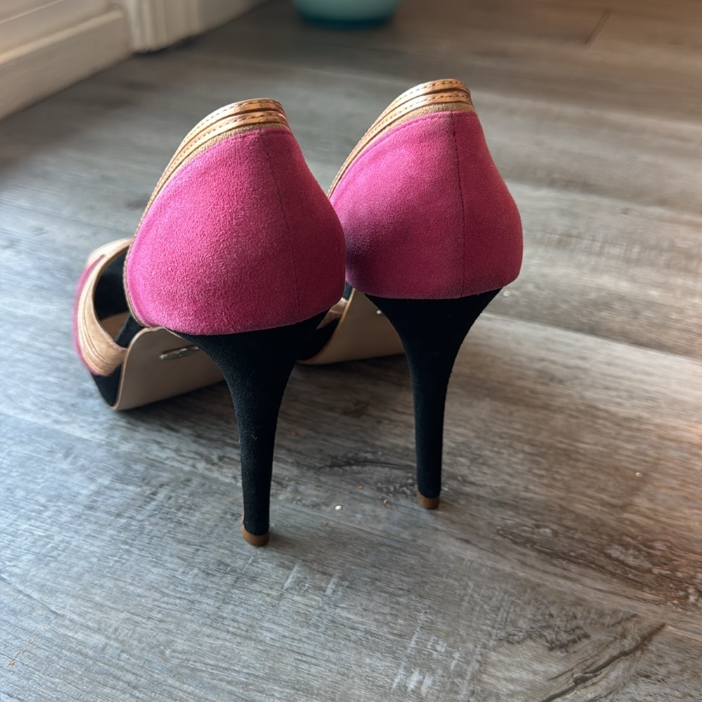 Imported from Brazil, Rose Gold, Pink& Black Suede, Open Toed Pumps - Picture 4 of 6